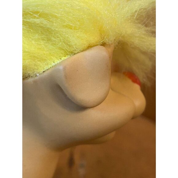 VINTAGE Troll Doll Dog 4 1/4" plus Yellow Hair Unmarked (8999) - Picture 7 of 13